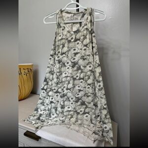 NWT Magnolia Pearl  COTTON Paz A Line Tank New NEVER Worn Happy Flowers Block